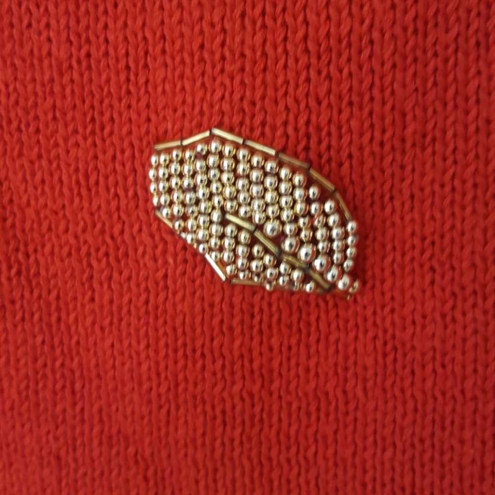 Sweater - Picture 4 of 8